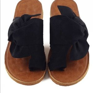 Yasirun | Shoes | Black Knotted Toe Strap Slide Size 8 | Poshmark